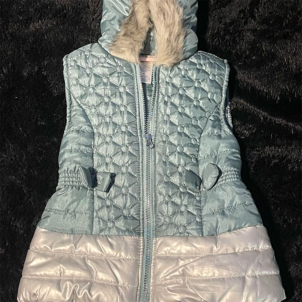 Little Lass Girls' Quilted Hooded Vest Faux Fur Trim Size 6 Multicolor